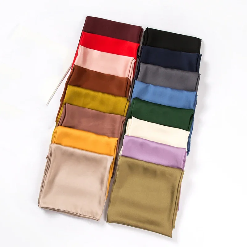 Women Accessories In Wholesale - Pañuelo de satén para mujer de