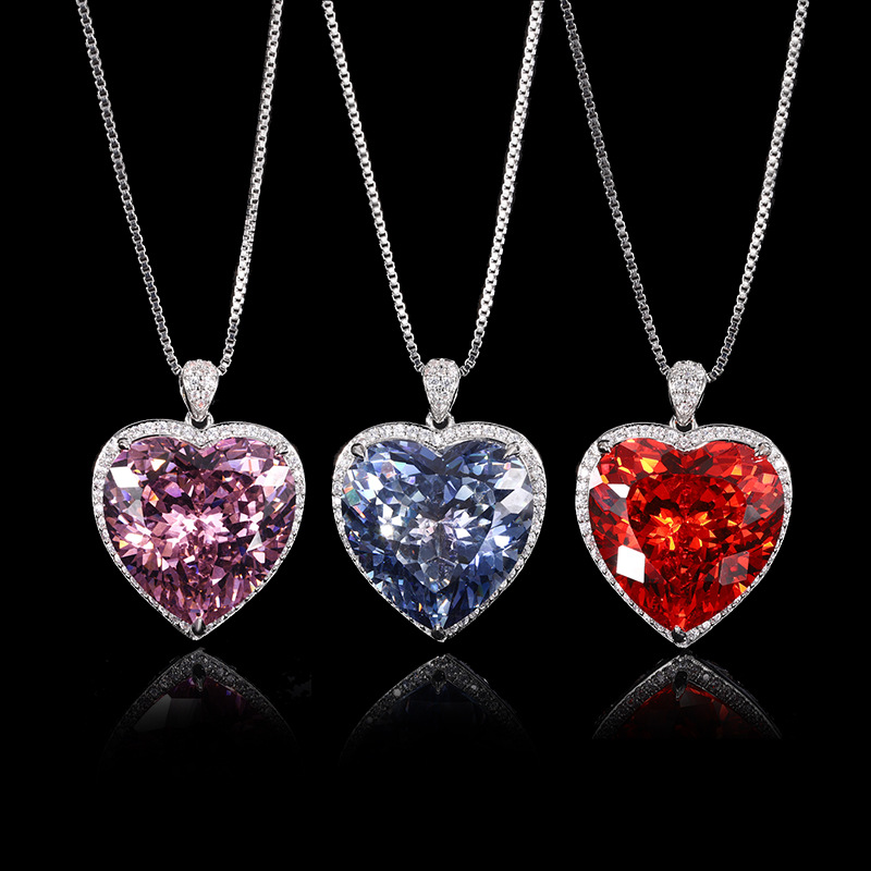 Collar con colgante de corazón - Women Accessories In Wholesale reseña y precio